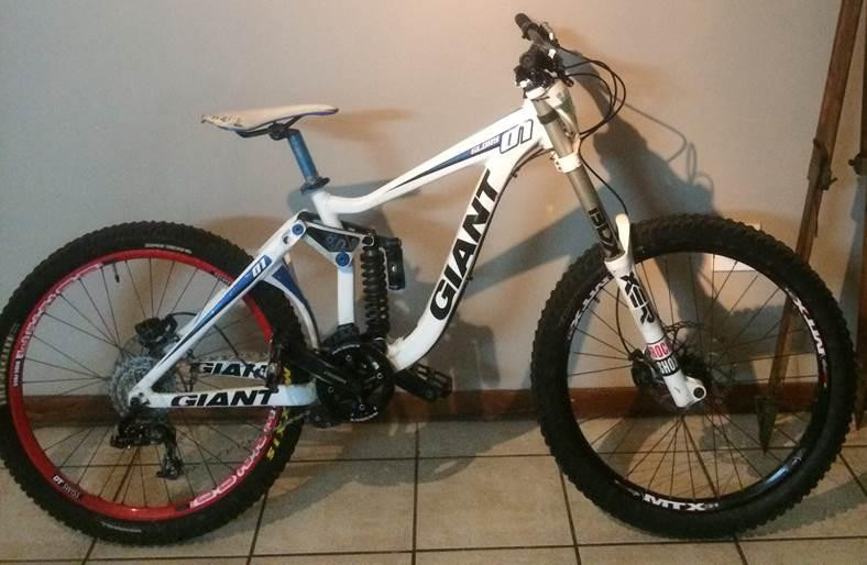 Giant Glory 01 Mountain Bikes Bike Hub