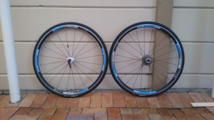 27インチ、700C DT SWISS r1800 giant Amazon.com : DT Swiss Unisex – Adult's VR GRC1400 Spline