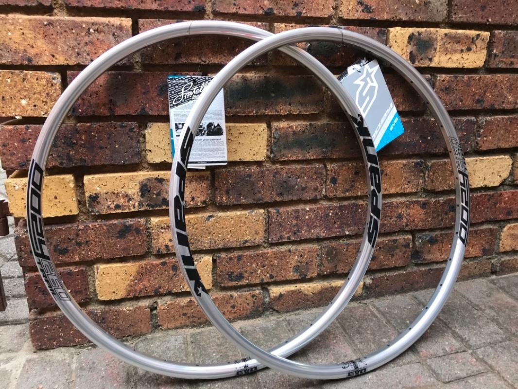 Spank Oozy 260 Trail Rims | Mountain Bike Rims | Bike Hub