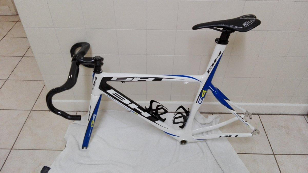 BH global concepf G4 カスタムロードバイク、販売中！【SP1759】