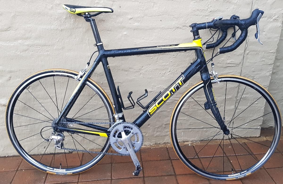 Scott Speedster S10 - Shimano Ultegra | Road Bikes | Bike Hub