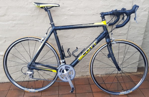 Scott Speedster S10 - Shimano Ultegra | Road Bikes | Bike Hub