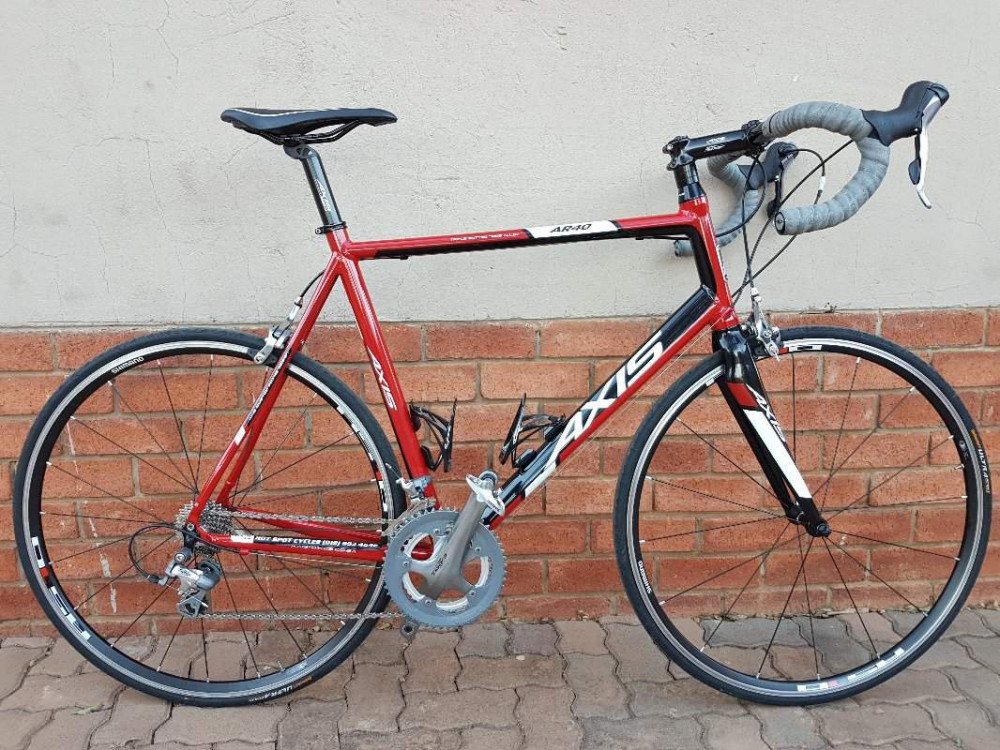 Axis AR40 Road Bike | Bike Hub