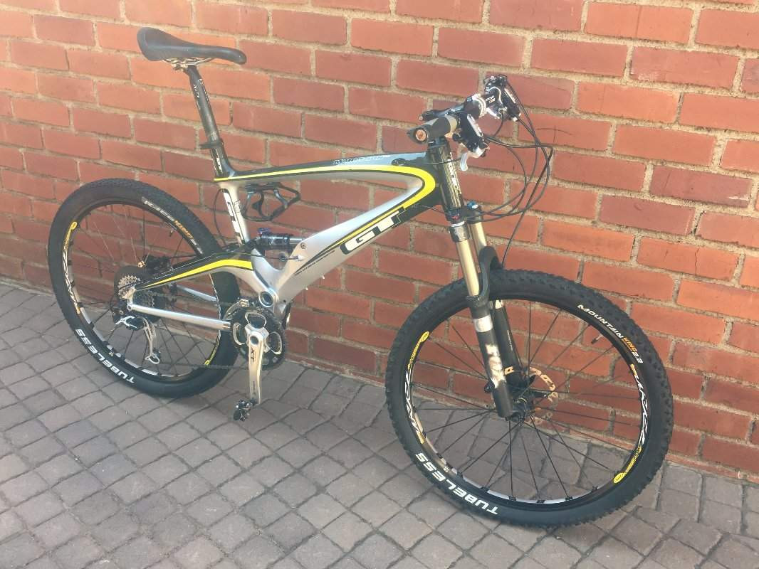 GT Marathon Pro Carbon 26er | Dual Suspension Mountain Bikes