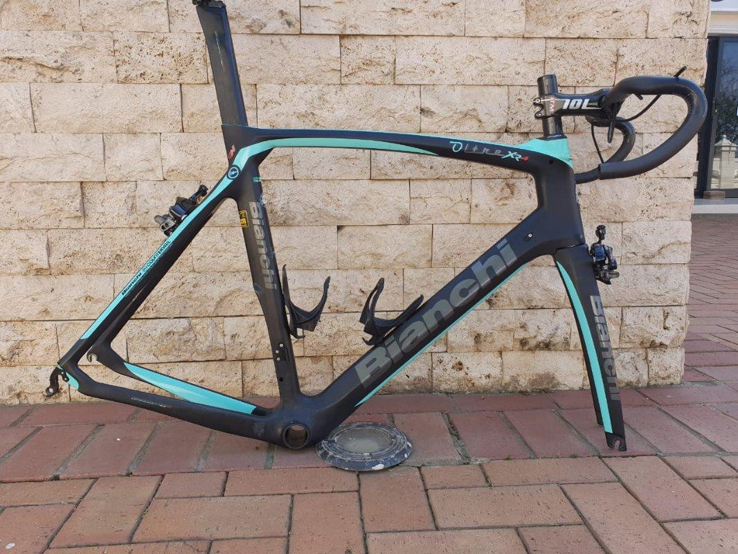 Bianchi Oltre XR4 Frameset Road Bike Frames Bike Hub