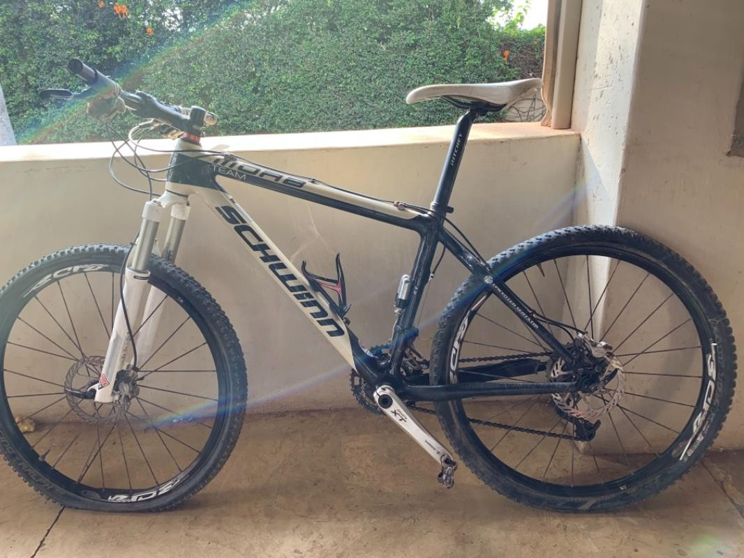 Schwinn Moab Team Fully Carbon Fiber | Hardtail Mountain Bikes