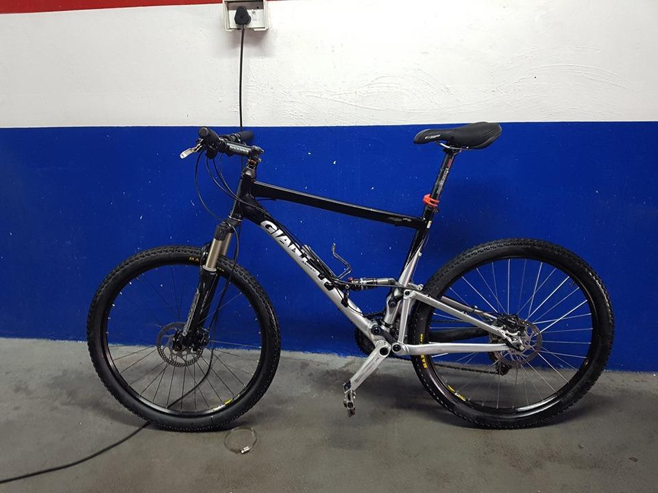 GIANT アンセム2（MTB・26inch） Giant Anthem X2 MTB Downhill Mountain Bike Frame Medium 26
