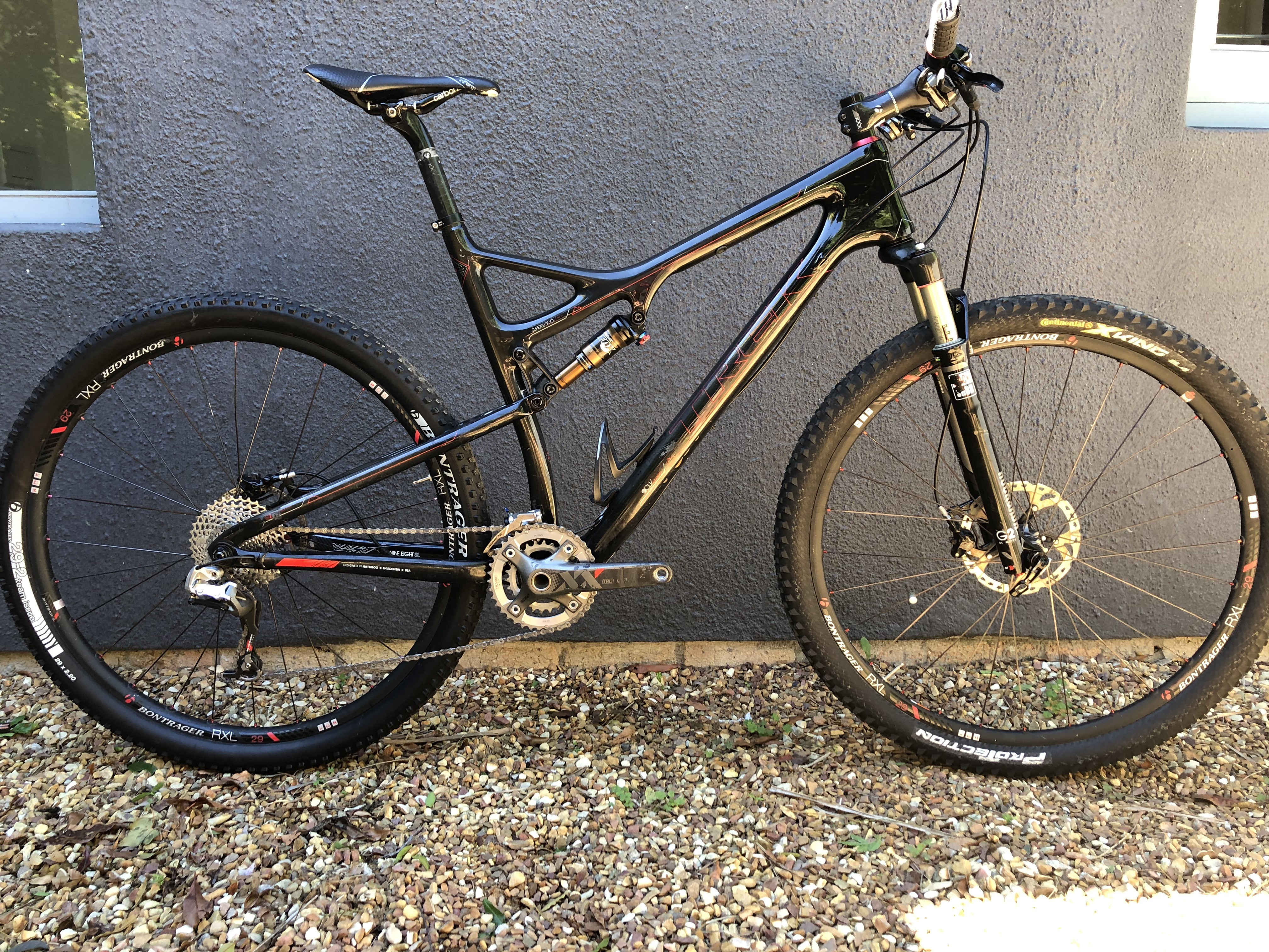 XL Trek Superfly 100 Pro SL Carbon 29er | Dual Suspension Mountain