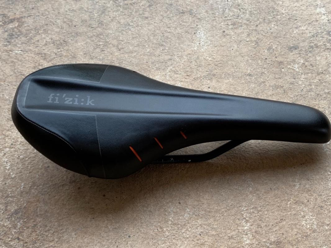Fizik Tundra M7 | Saddles | Bike Hub