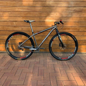 Niner EMD Single Speed Hardtail Mountain Bikes Bike Hub