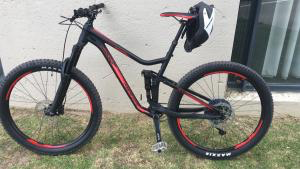 2019 Merida One-Forty 700 W/Upgrades Dual Suspension Mountain