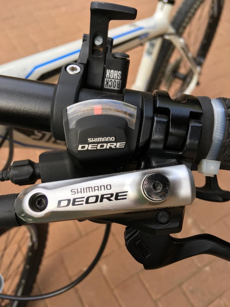 silverback sola 2 price