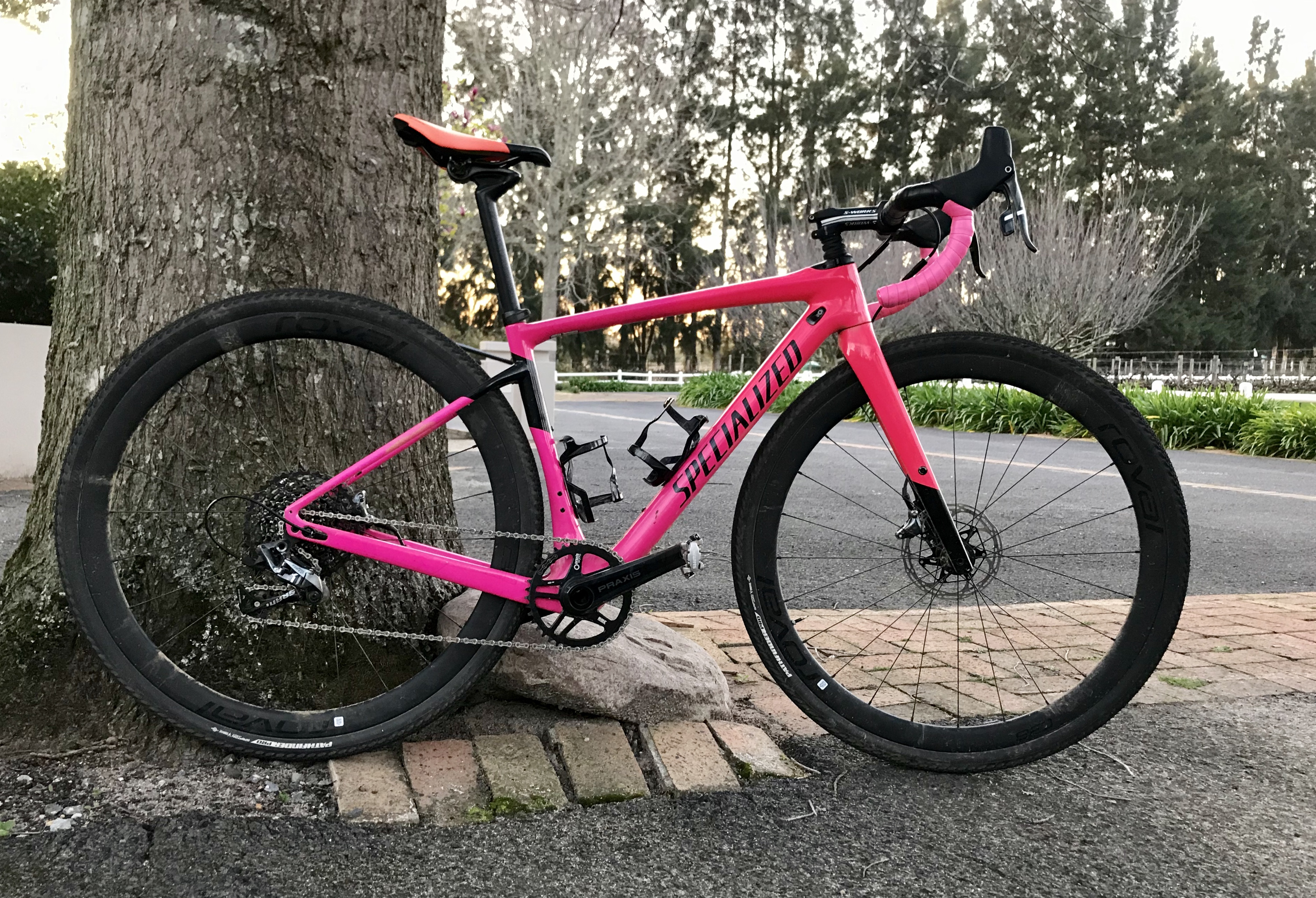 2019 Specialized Diverge Expert X1 Gravel Bikes Bike Hub