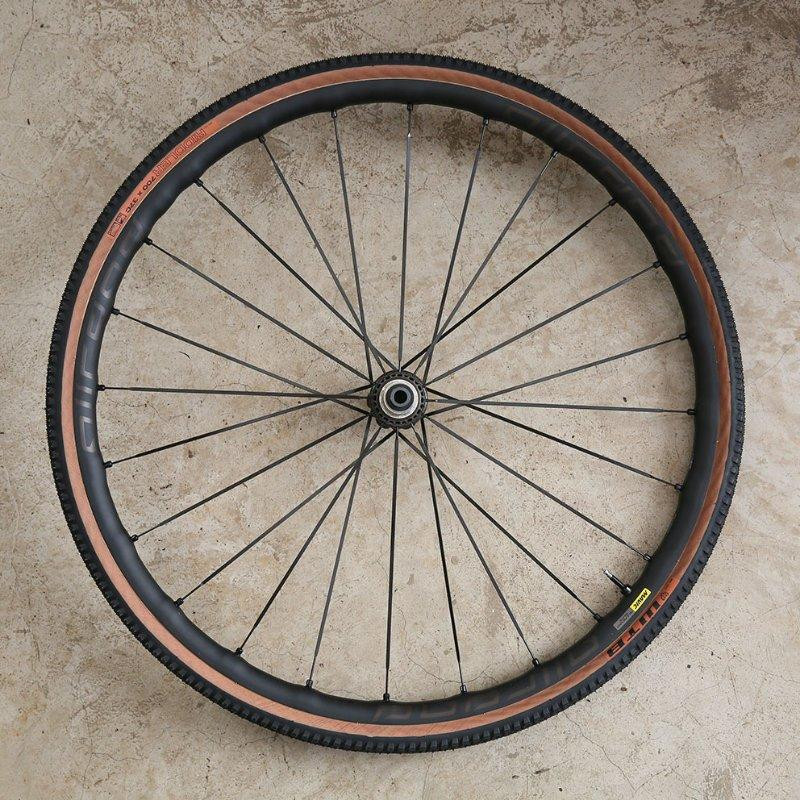 Mavic 'Allroad Elite UST Disc' Wheel Set Road Bike Wheels Bike Hub