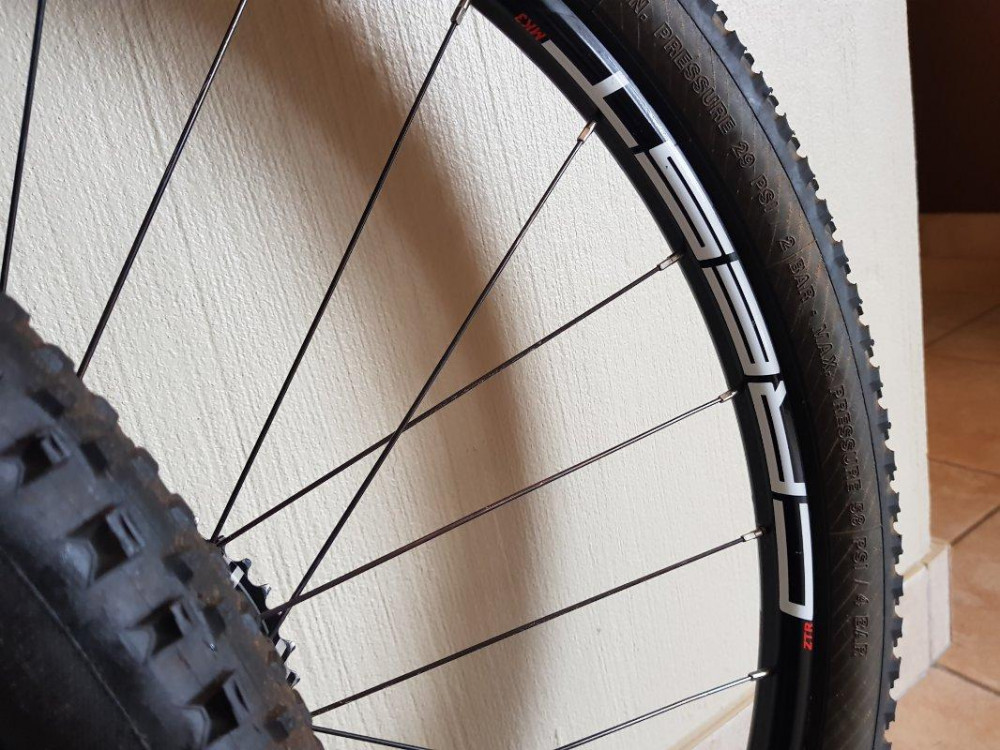 ZTR CREST MK3 Wheelset 29 (New Design) Bike Hub