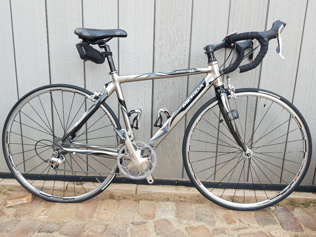 Merida Road HFS 906 (sml) With DT Swiss Rims | Road Bikes | Bike Hub