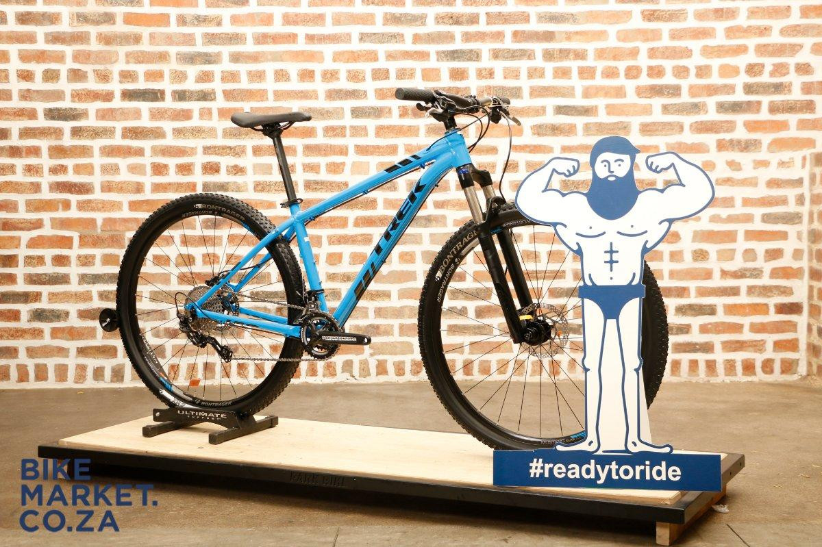 BM2138 TREK X-CALIBER 29 BL (M) Hardtail Mountain Bikes