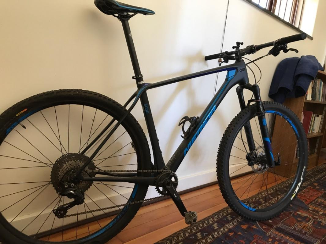 Merida Big Nine 5000 Carbon XL Hardtail Mountain Bikes Bike Hub