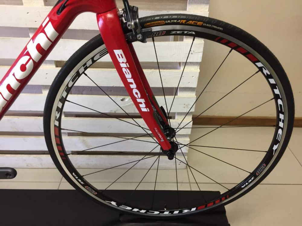 bianchi infinito c2c 2013