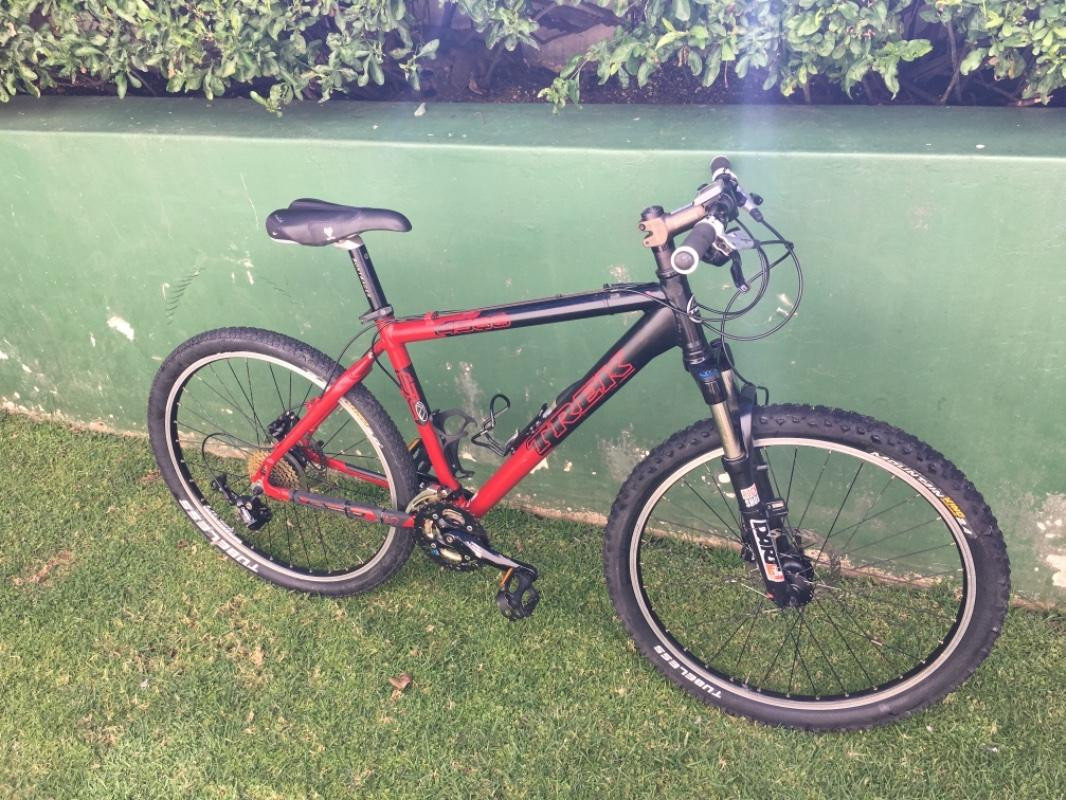 Trek 4500 Hardtail (Avid Juicy Disc Brake) Hardtail Mountain