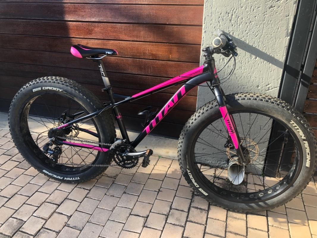 Hardtail Womens Fat Bike Titan Whopper Calypso Ladies Fat Bike
