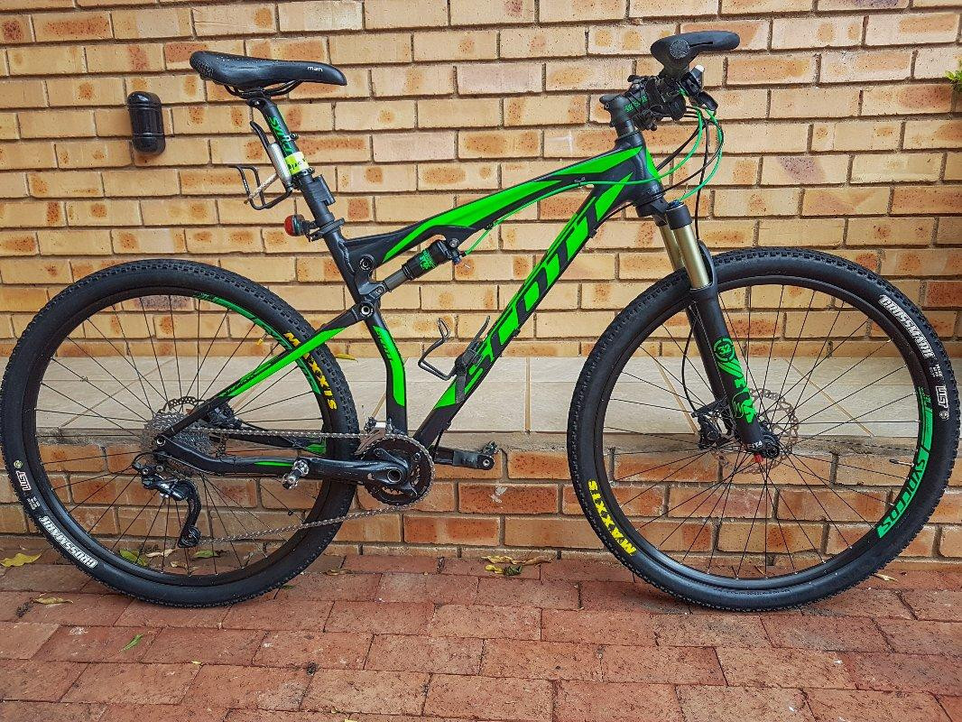 Scott Spark 950 2016 New Spares Dual Suspension Mountain Bikes