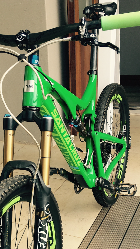Santa Cruz Bronson C 2015 Dual Suspension Mountain Bikes