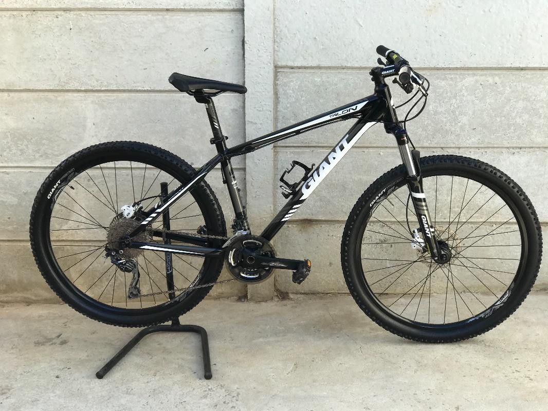 GIANT TALON FULL DEORE 30 SPEED Hardtail Mountain