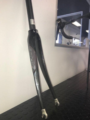 Dedacciai - Black Magic 2 Carbon Fork | Road Bike Forks | Bike Hub