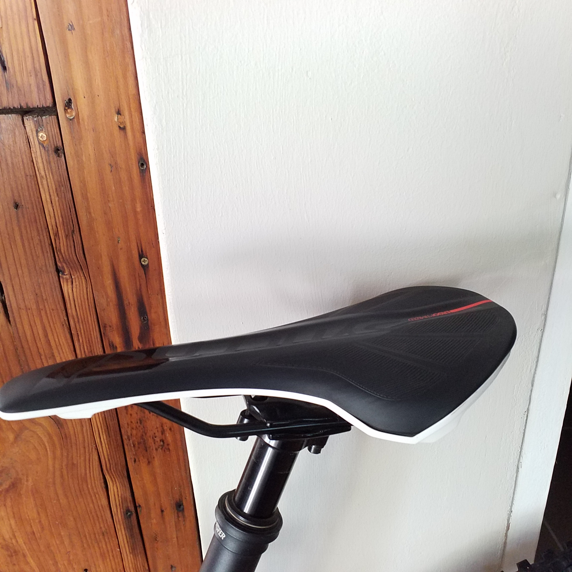 Saddle- Syncros CROM rails Saddles Bike Hub