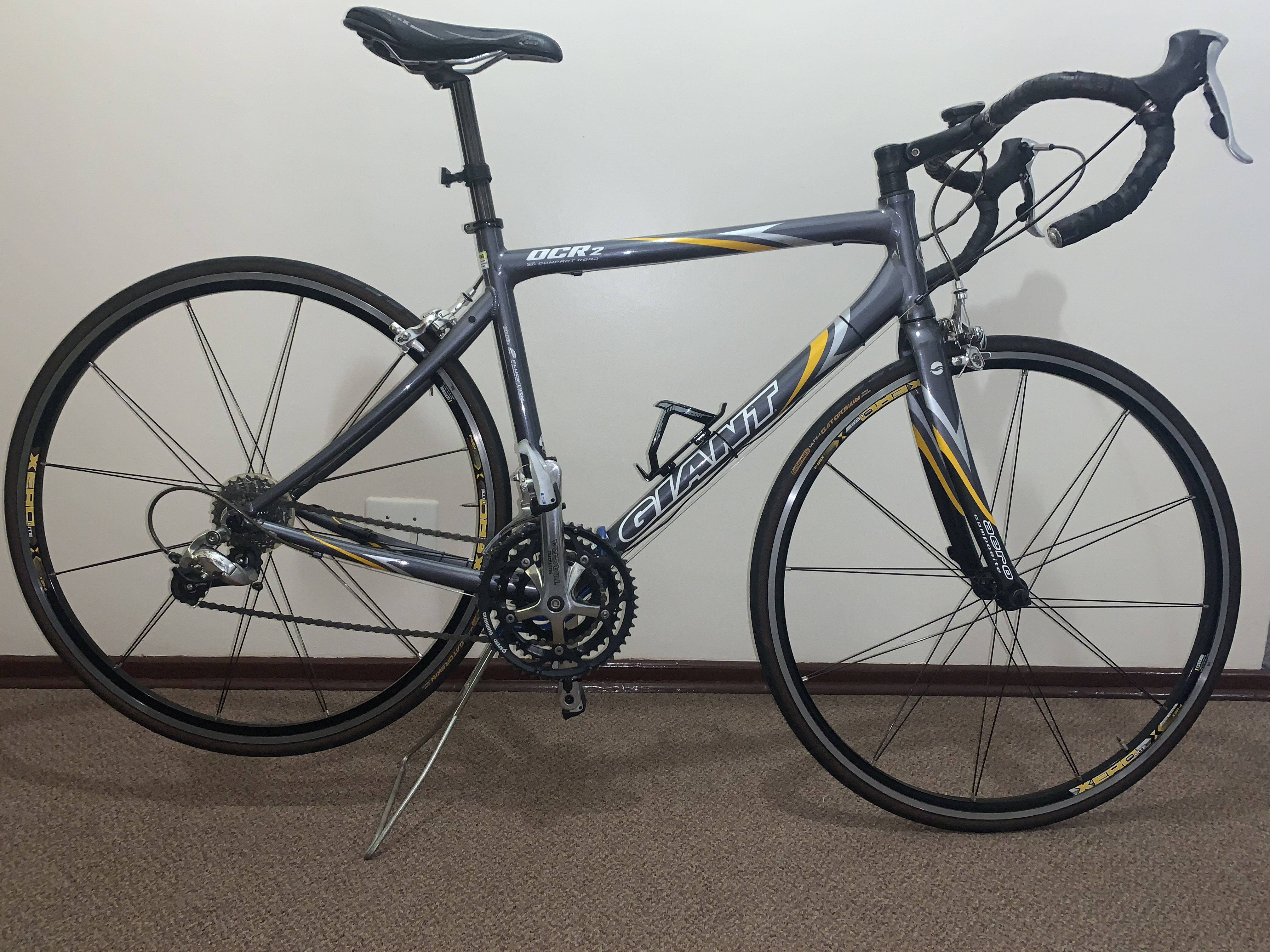 Giant OCR2 | Road Bikes | Bike Hub