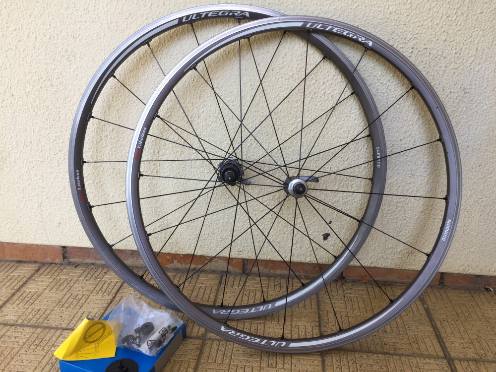 ULTEGRA WH-6700 10速 ホイール前後セット