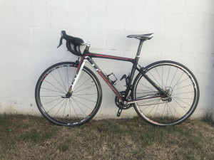 GT GTR Carbon Elite Road Bike (Small) Road Bikes Bike Hub