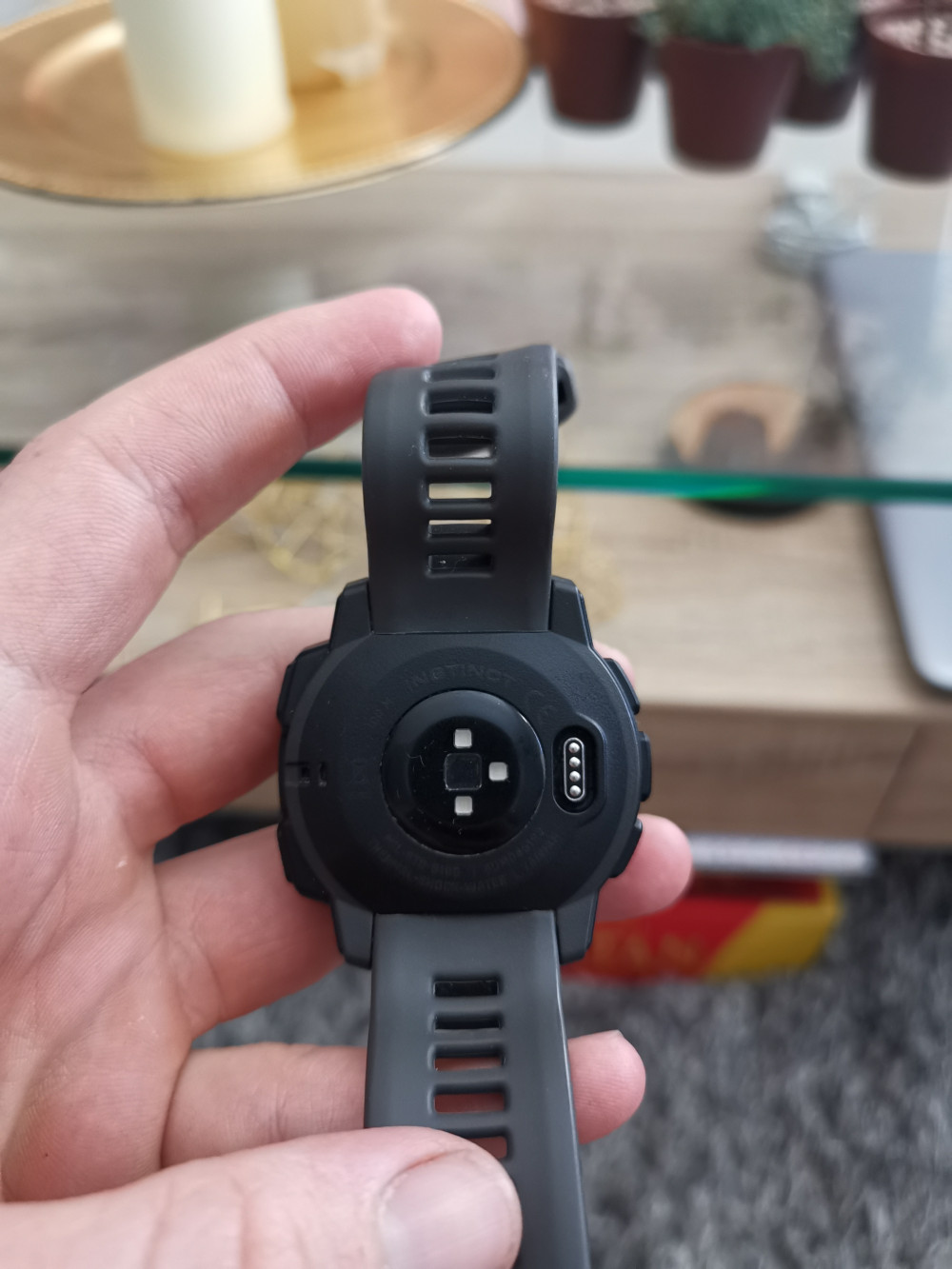 garmin instinct second hand