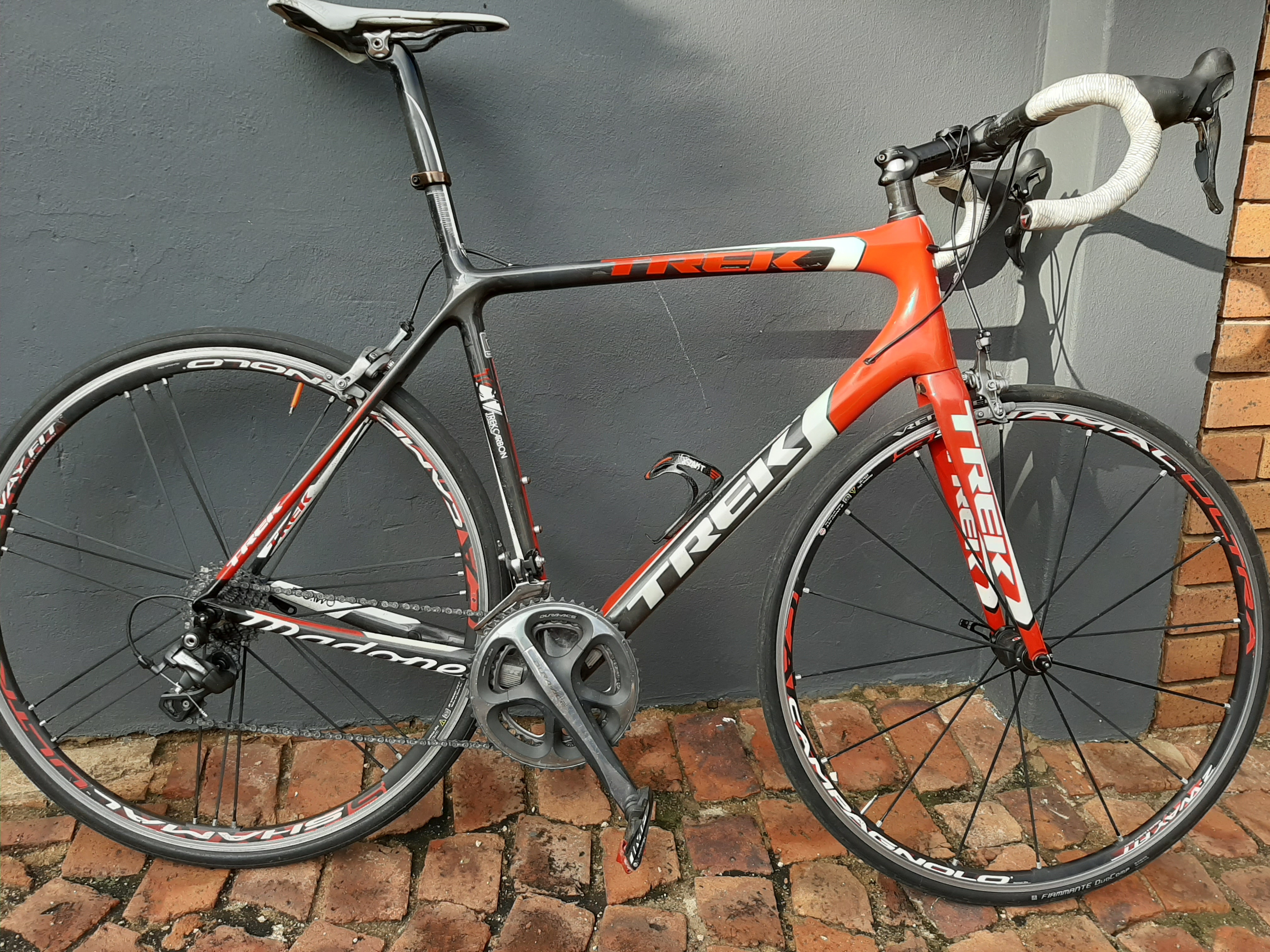 Bottom Bracket Trek Madone 2013 Price Trek Madone Road Bikes Bike Hub