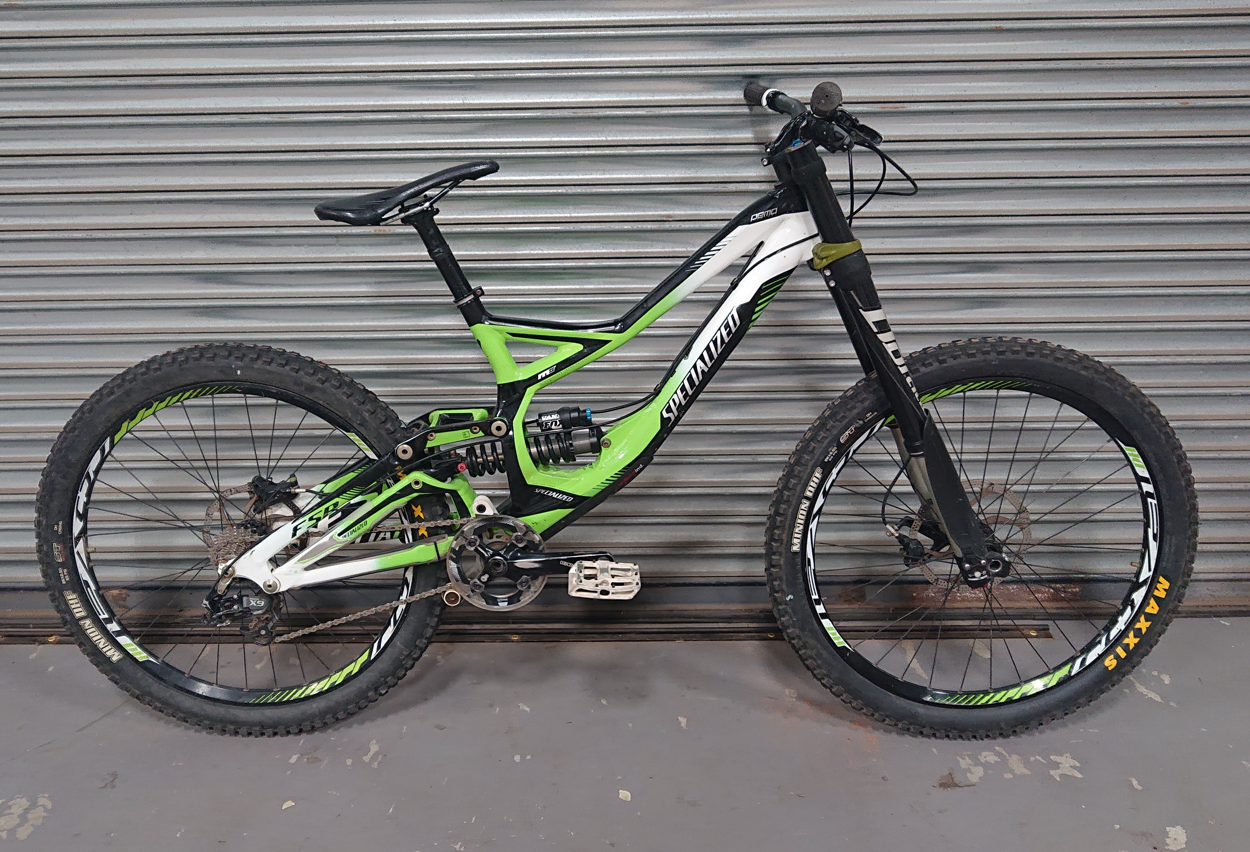 Mountain Bike Demo 2012 Specialized Mountain Bike Bottom Bracket