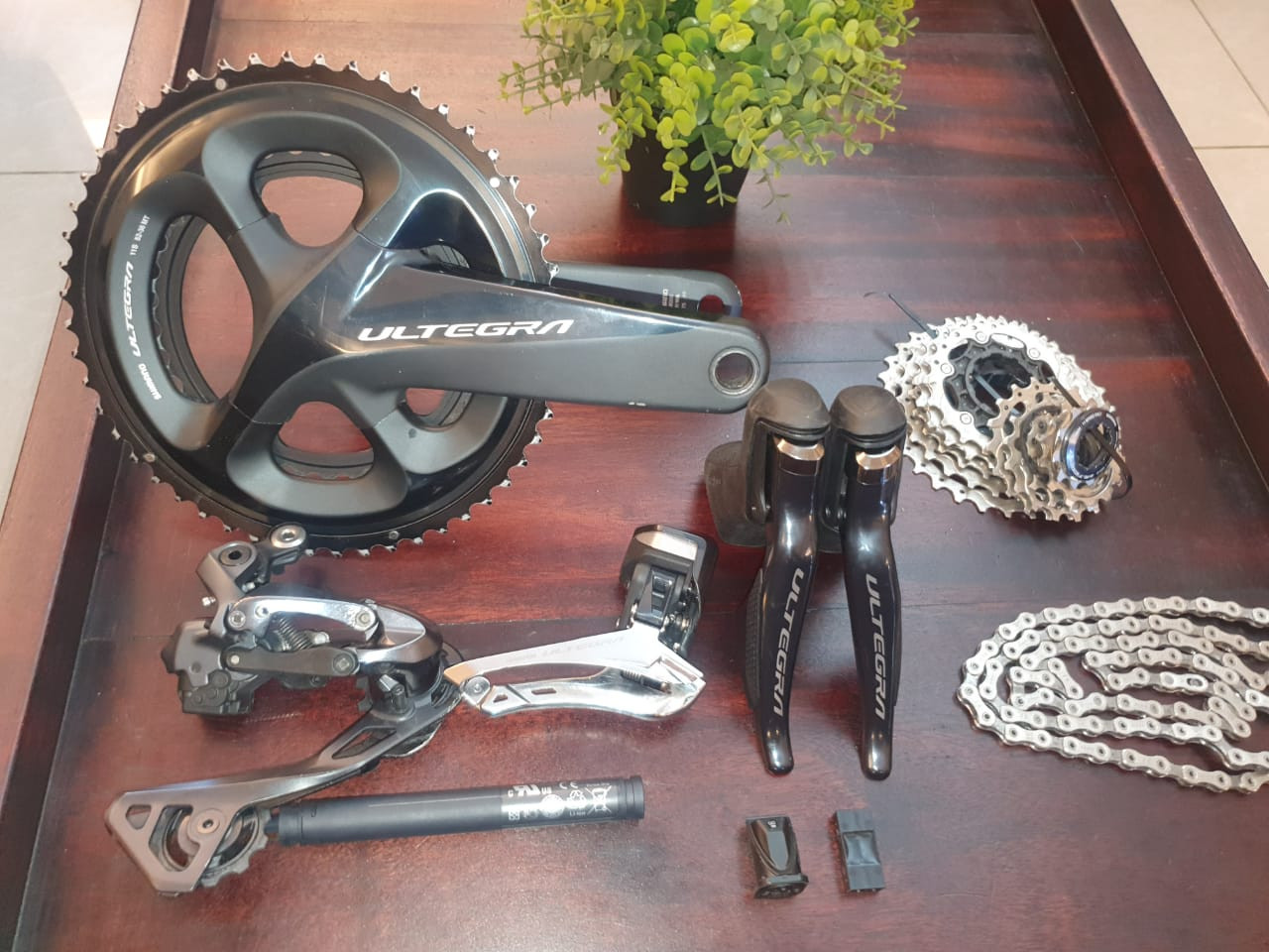 Shimano Ultegra R8050 di2 groupset | Complete Groupsets | Bike Hub