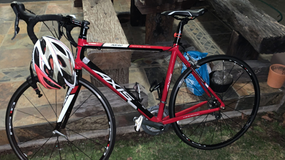 Axis Medium Frame Road Bike | Bike Hub