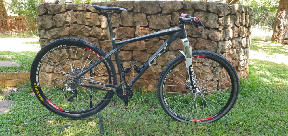 Gt Zaskar Pro Build Size Medium Bike Hub