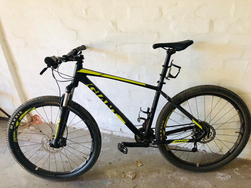 Giant Talon Hardtail Mountain Bikes Bike Hub