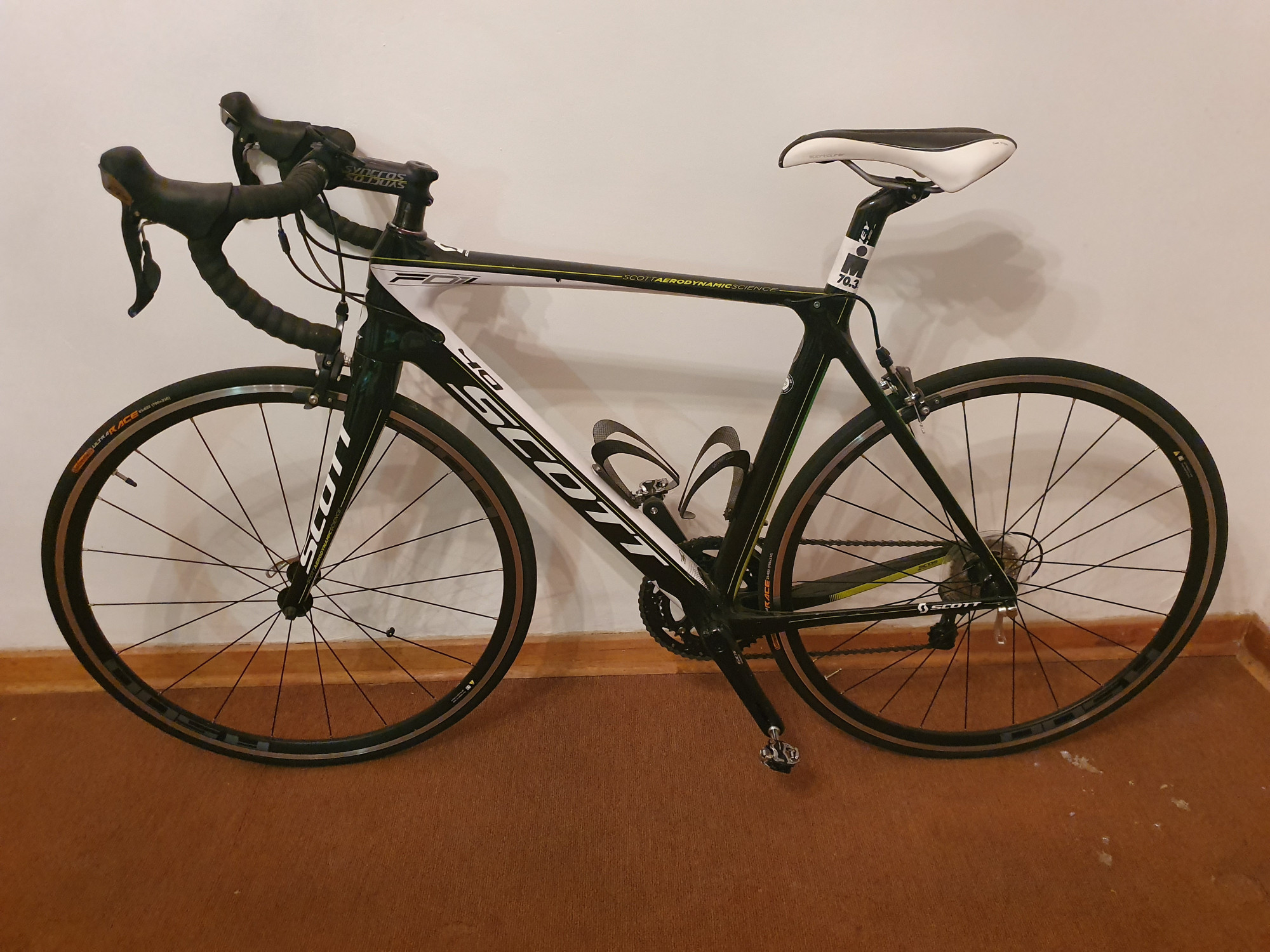 Scott Foil 40 | Road Bikes | Bike Hub