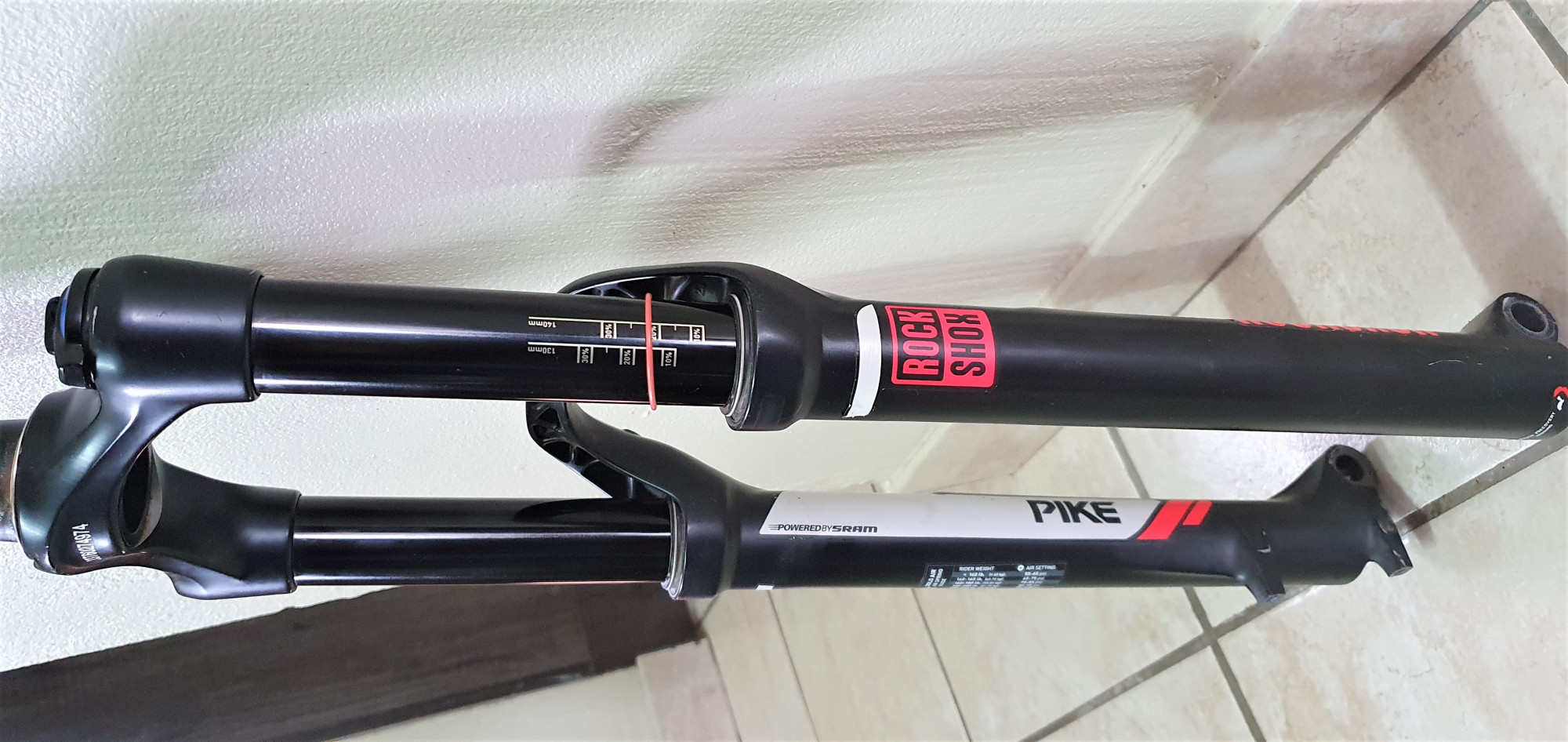 Rockshox PIKE RC 29 non-Boost 160mm | Mountain Bike Forks | Bike Hub