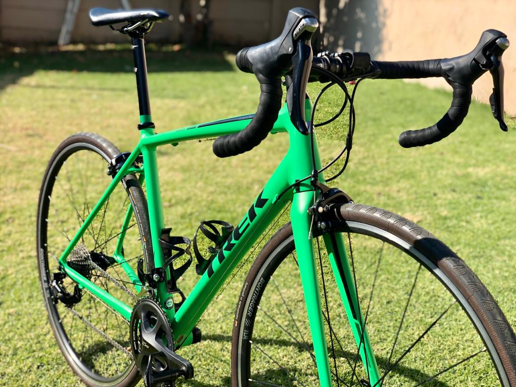 TREK Emonda ALR Road Bikes Bike Hub