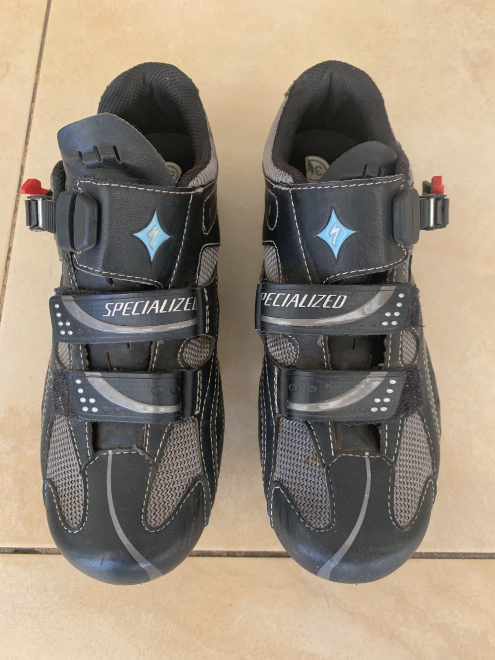 specialized ladies shoes