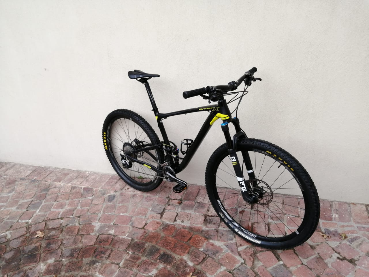 Giant Anthem X 29er 2017 Dual Suspension Mountain Bikes Bike Hub