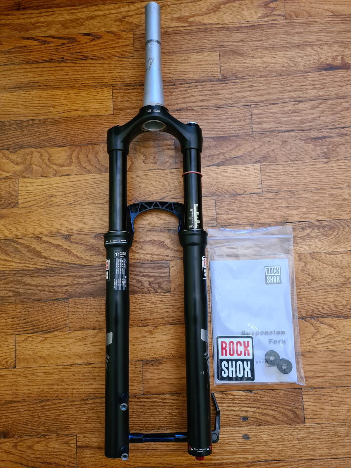 RockShox Revelation RC3 140mm | Mountain Bike Forks | Bike Hub