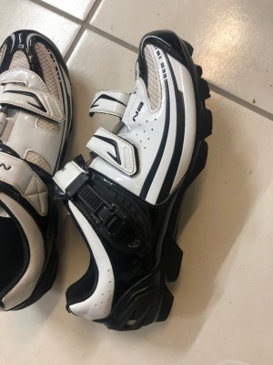 nalini dragon road shoes