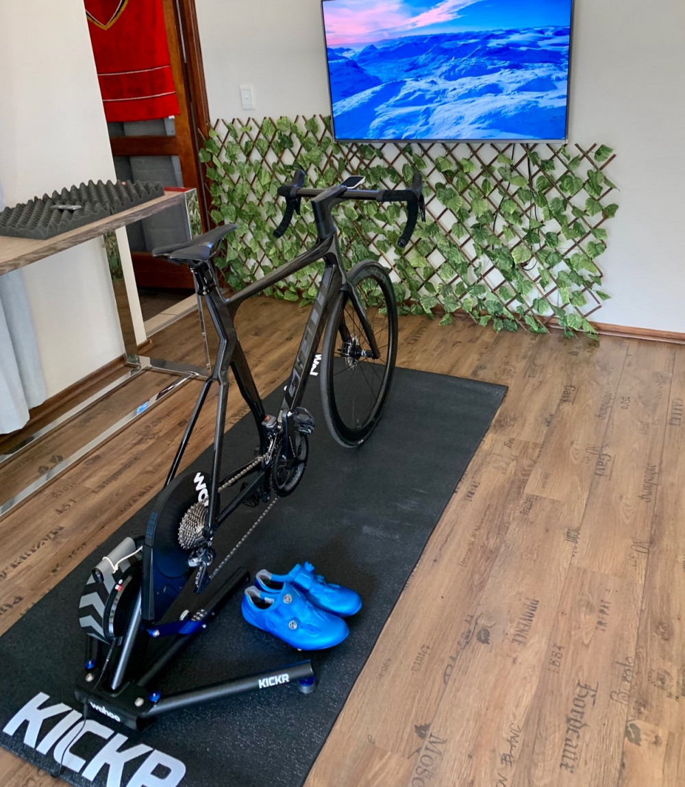 Wahoo Kickr 4.0 Smart Trainer | Bike Hub