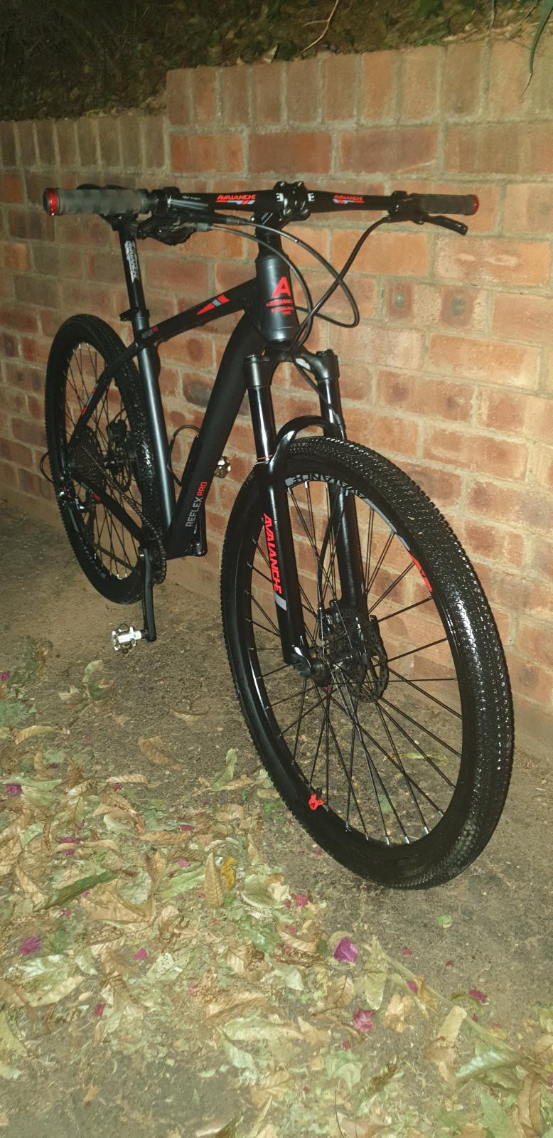 2019 Avalanche Reflex Pro | Bike Hub