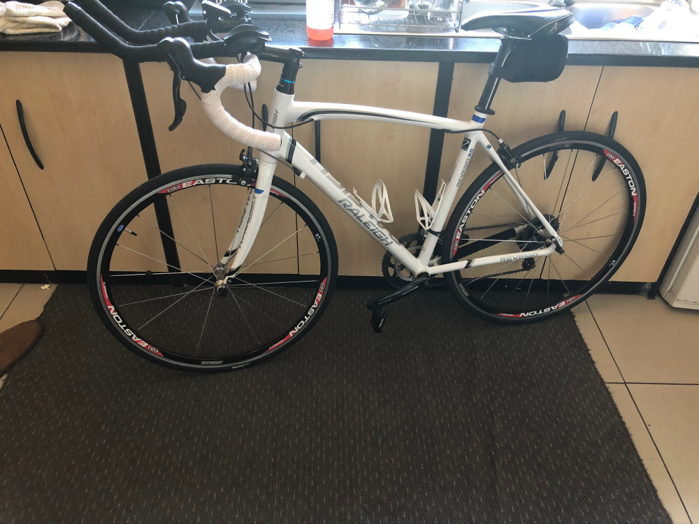 Raleigh Revenio 3.0 | Bike Hub